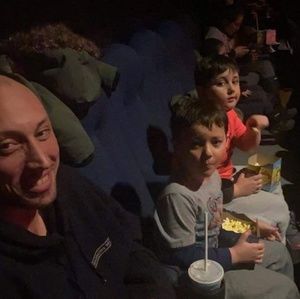 Meet your Posher, Wayne